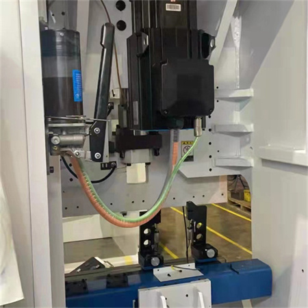 2019 hidraulični CNC stroj za savijanje lima korištena hidraulična preša kočnica