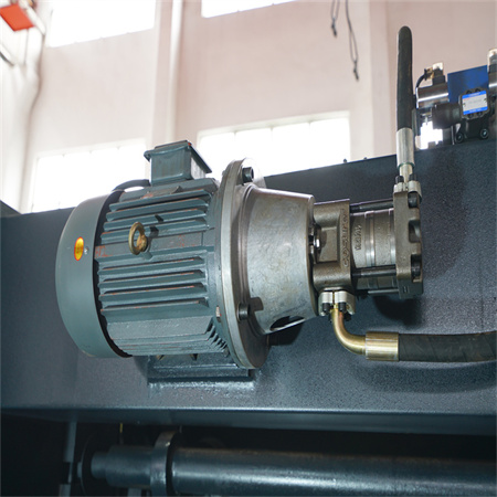 Visokokvalitetni cnc hidraulički stroj za savijanje / stroj za kočnice za ravno rezanje