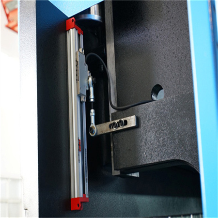 Hidraulički metalni luk od pocinčanog valovitog čeličnog profila krovne ploče kratko zakrivljeni stroj za oblikovanje valjaka za prodaju