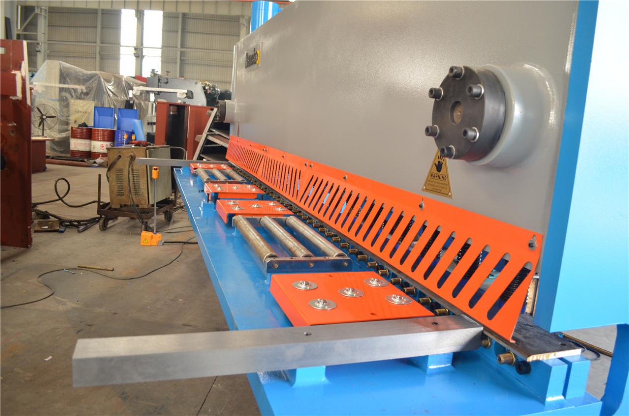 6 * 3200 mm giljotinske škare za metalne škare hidraulične stroj za rezanje željeznog lima