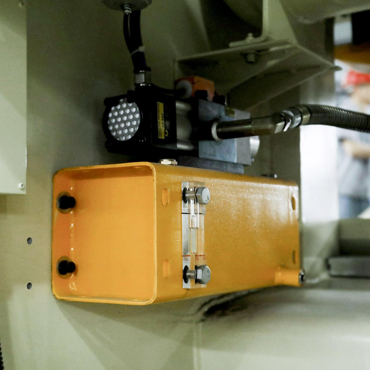Cnc stroj za probijanje od 80 tona Cijena C Frame Power Press Mali hidraulični stroj za prešanje