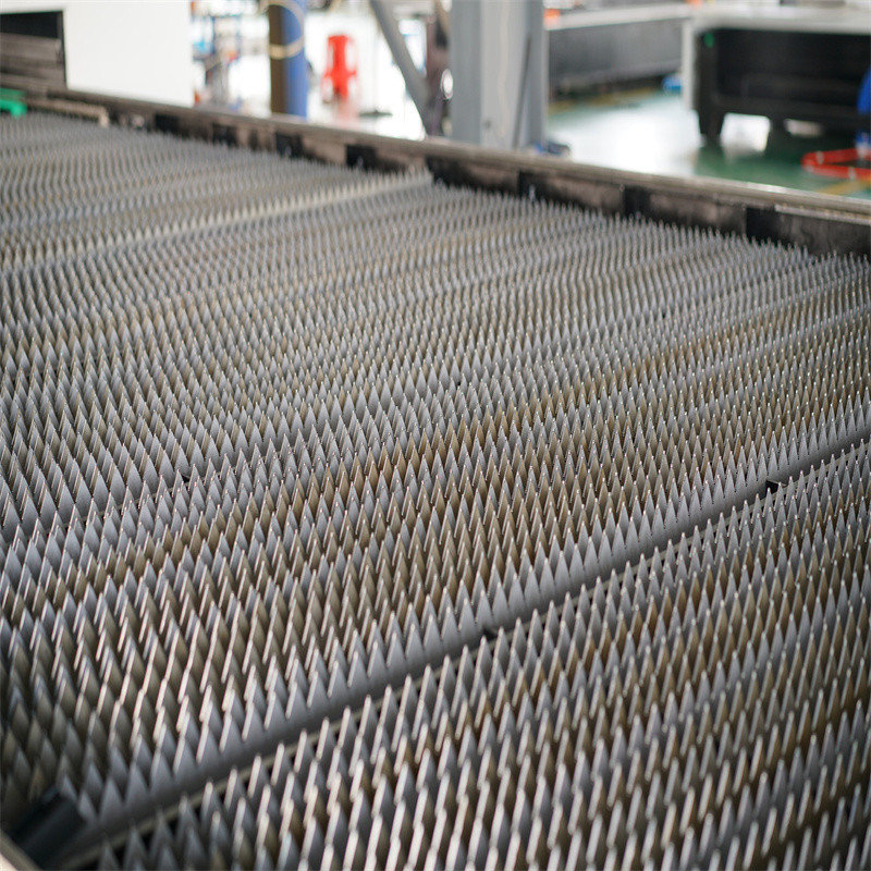 Stroj za lasersko rezanje vlakana 1000 2000 3000w za čelik bakar aluminij