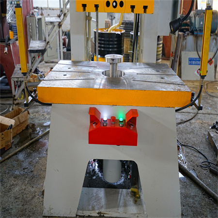 Kina profesionalni proizvođač CE vrata namještaja od šperploče 50T 80T 100T laminat hidraulički stroj za hladno prešanje šperploče